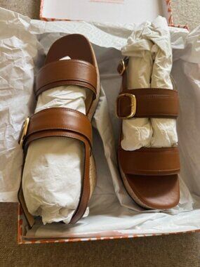 Carel Paris Platform Sandal NWT